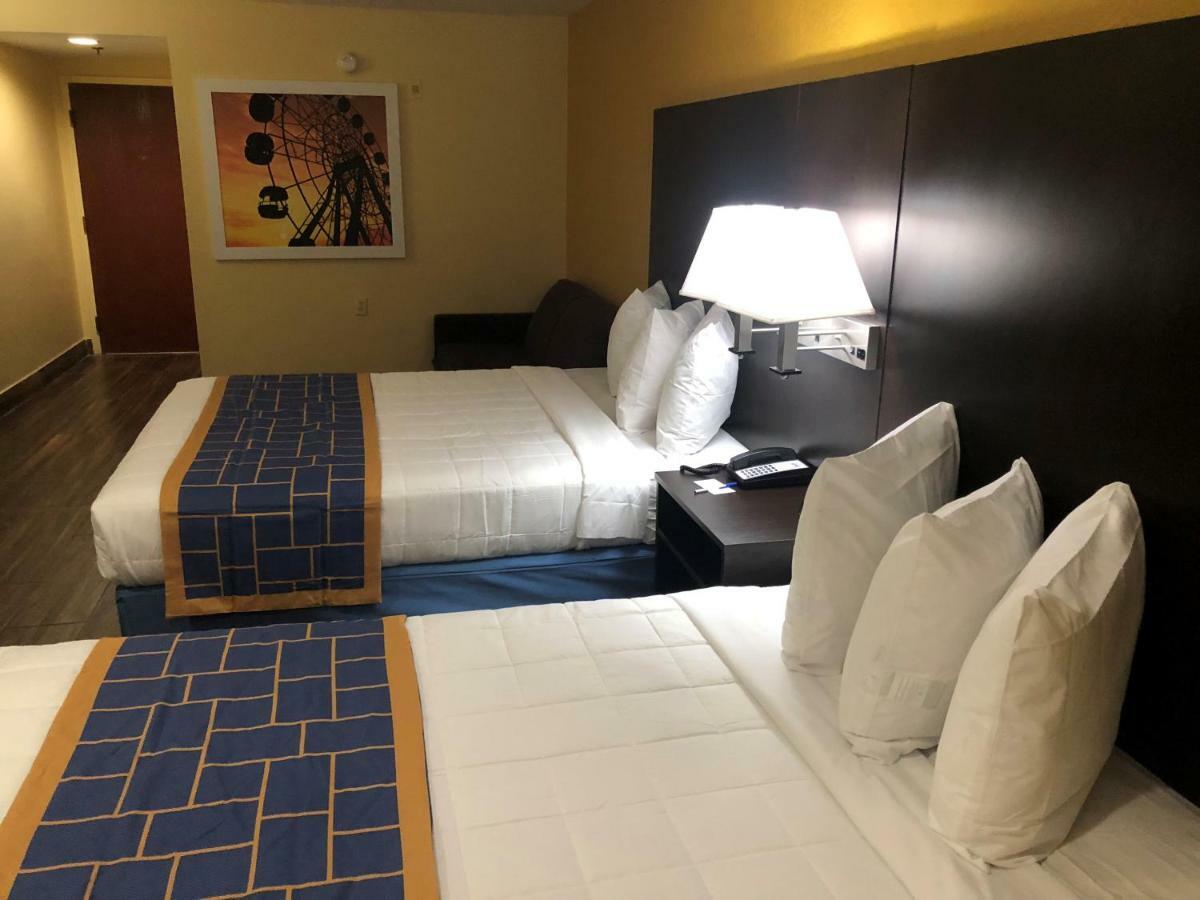Days Inn & Suites By Wyndham Tampa/Raymond James Stadium Luaran gambar